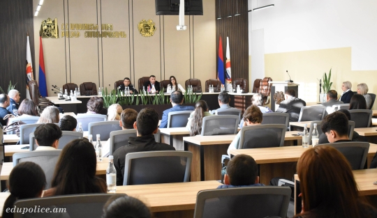Իրազեկման հանդիպում Թալինում